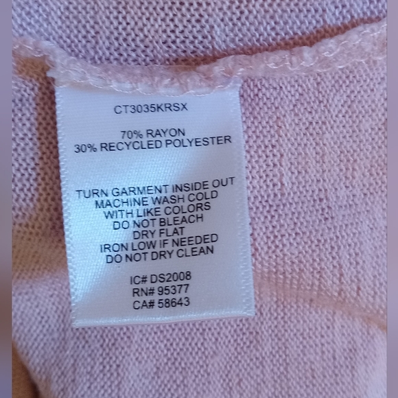 Deep v-neck bubble sleeve top - Picture 4 of 6